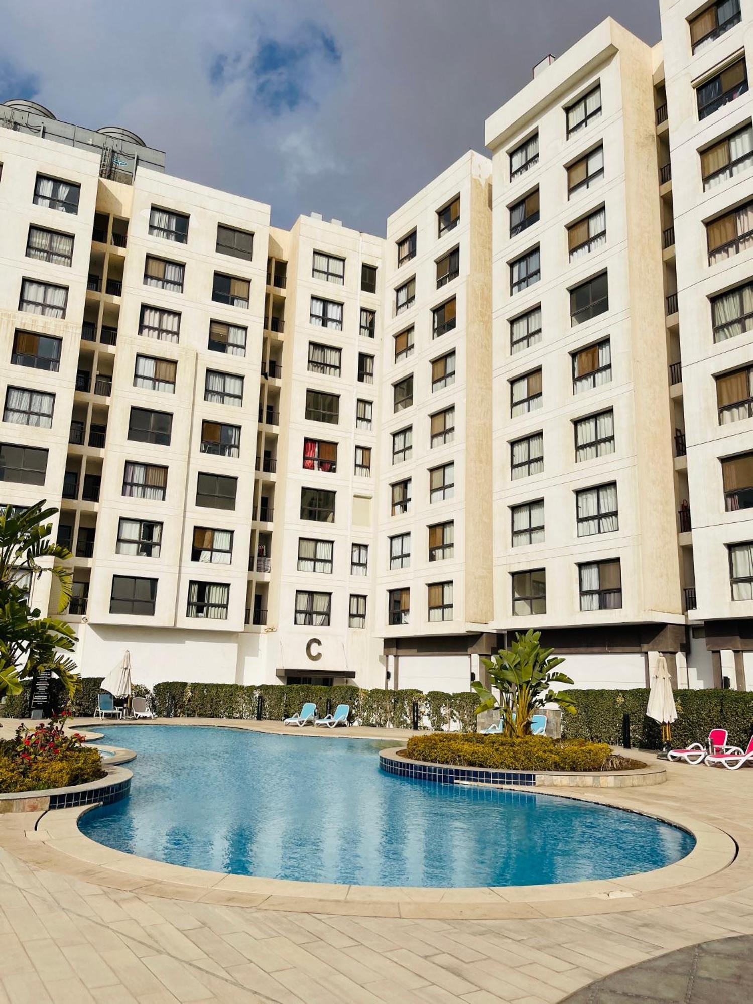 Apartment Happy Vacation Duplex, New *
