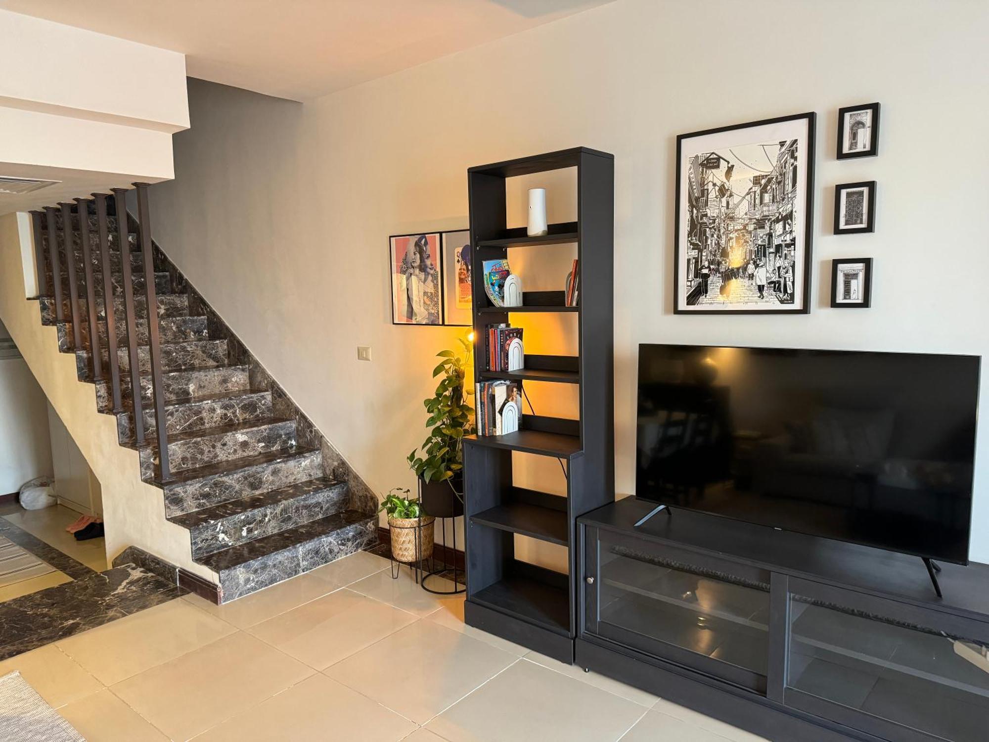 Apartment Happy Vacation Duplex, New *
